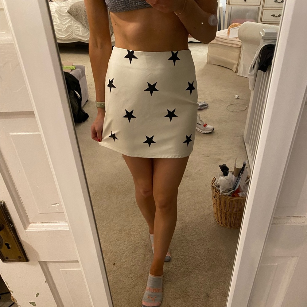 NWT Lelis mini skirt